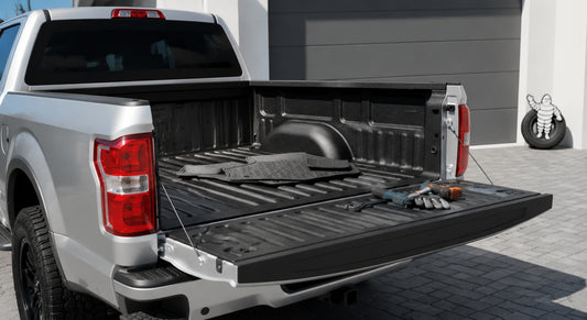 Pickup truck bed liner protecting cargo space