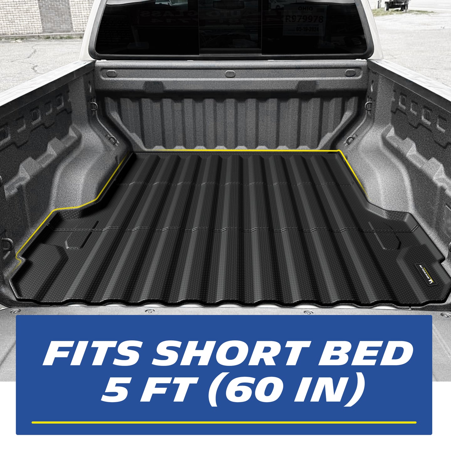 Michelin Colorado Canyon 5FT 2023-2026 truck bed mat installed in pickup bed showing full coverage and edge fit

