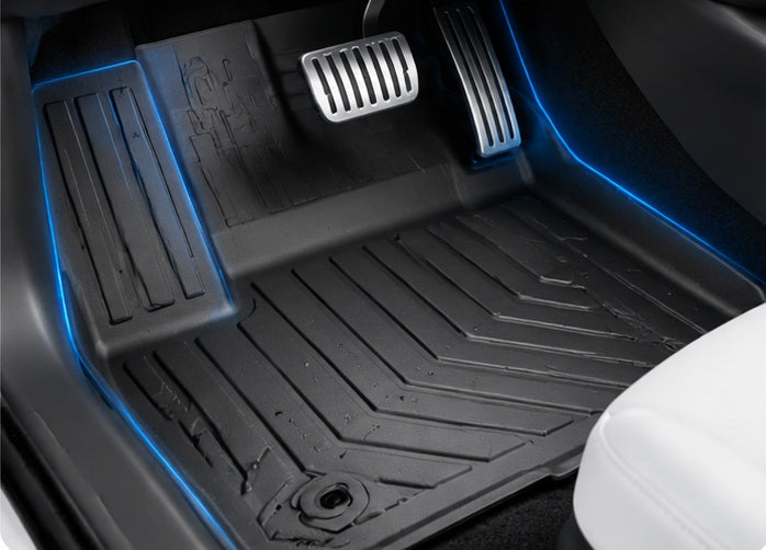 Laser-measured TPE floor mat following the footwell contours